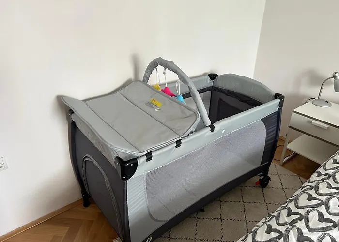 公寓 Rocky I 扎达尔